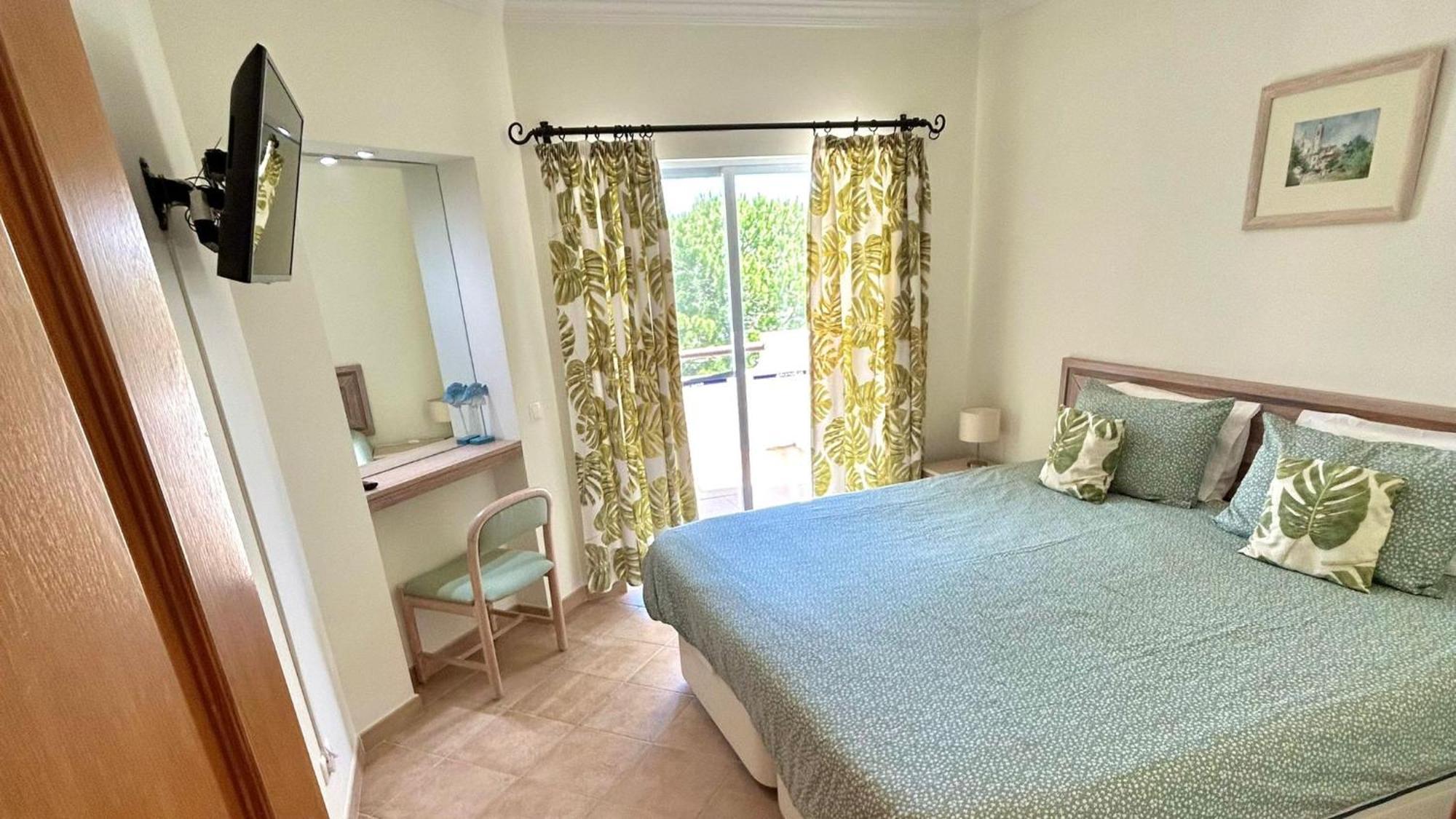 Green And Blue View Apartment Albufeira Dış mekan fotoğraf